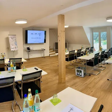 Vinotel Weinstrasse Bed & Breakfast Herxheim am Berg