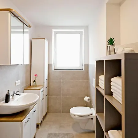 Vinotel Weinstrasse Bed & Breakfast Herxheim am Berg