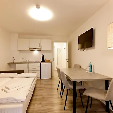 Vinotel Weinstrasse 4*