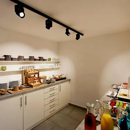 Vinotel Weinstrasse Bed & Breakfast *