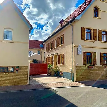Vinotel Weinstrasse Couette-café Herxheim am Berg