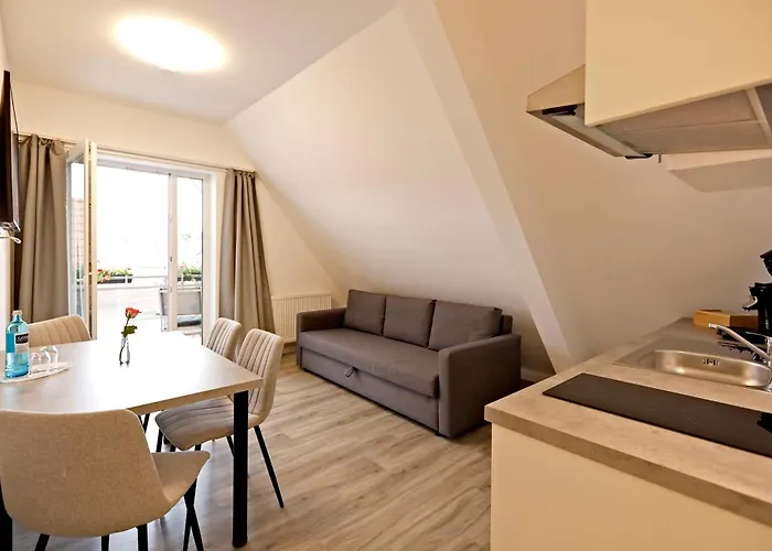 Alojamento de Acomodação e Pequeno-almoço Vinotel Weinstrasse 4*