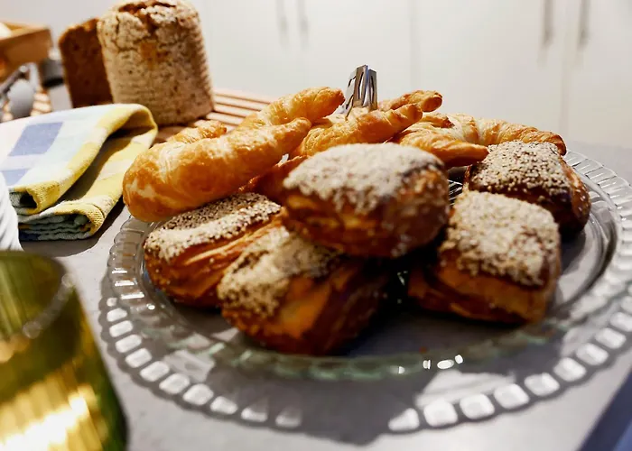 Alojamento de Acomodação e Pequeno-almoço Vinotel Weinstrasse 4*