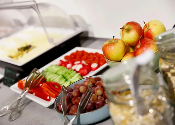 Vinotel Weinstrasse Alojamento de Acomodação e Pequeno-almoço Herxheim am Berg